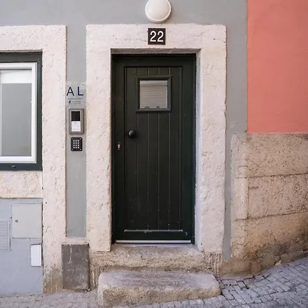 St. George Hills リスボン