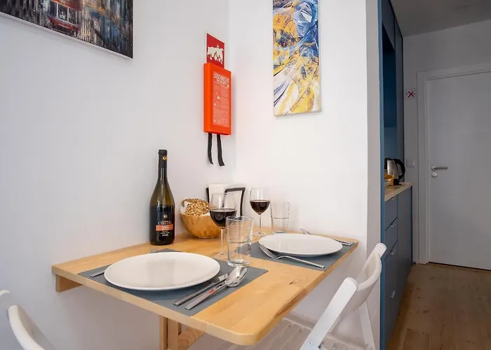 St. George Hills شقة